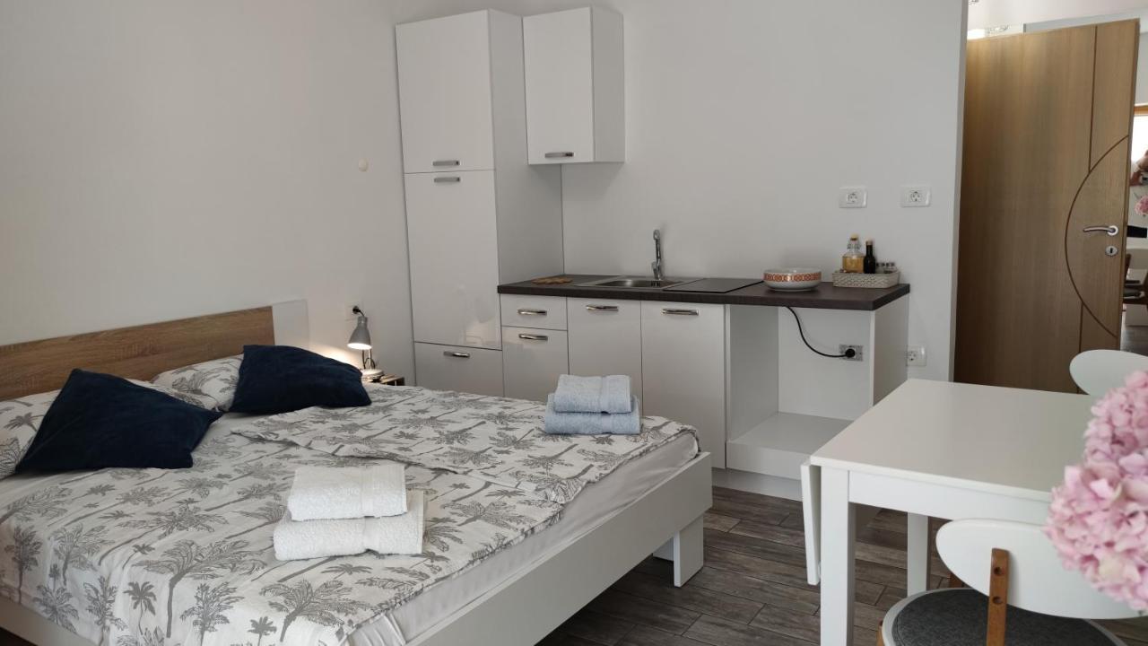 Sea View Olive Retreat Daire Portorož Dış mekan fotoğraf