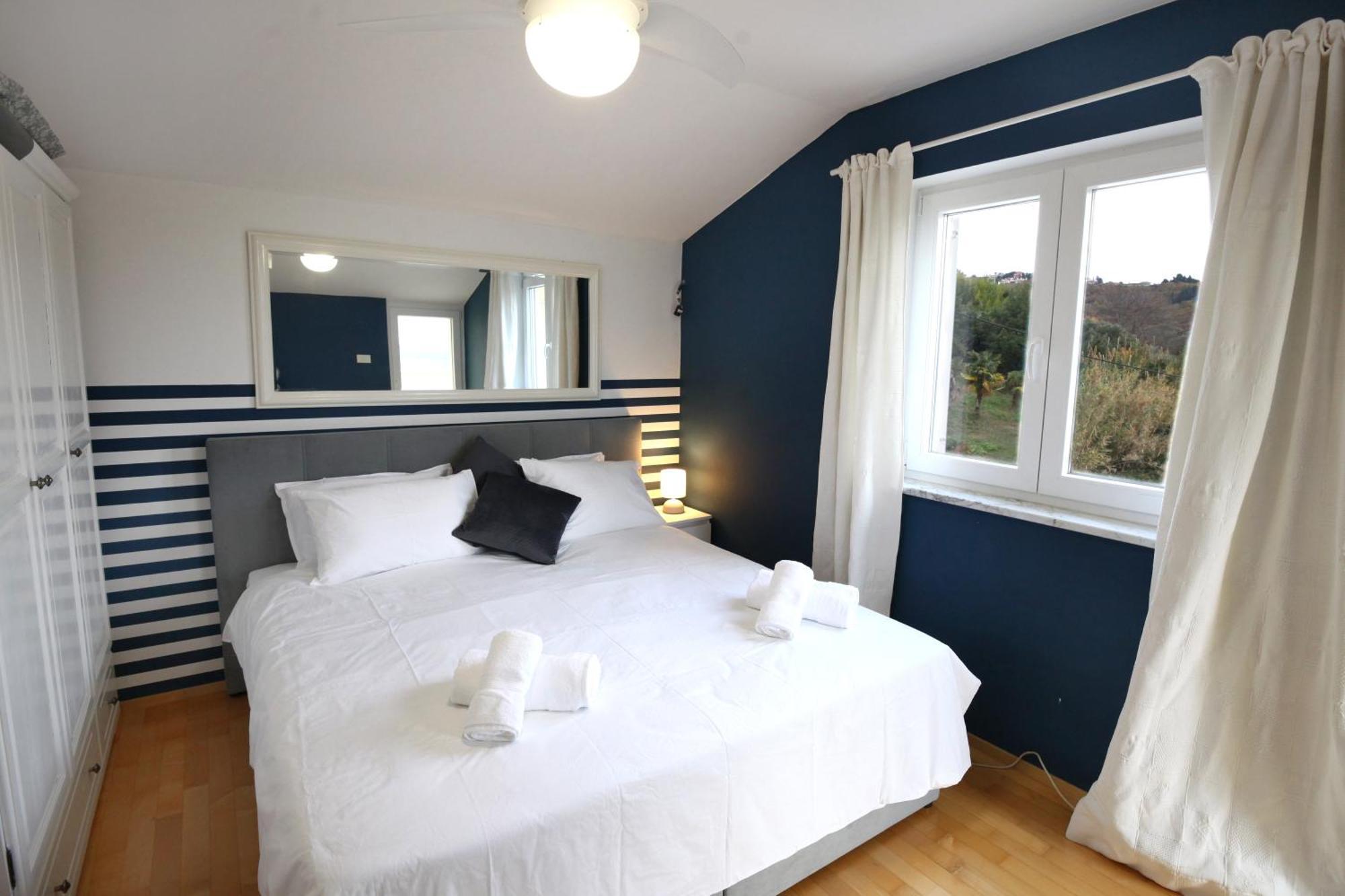 Sea View Olive Retreat Daire Portorož Dış mekan fotoğraf